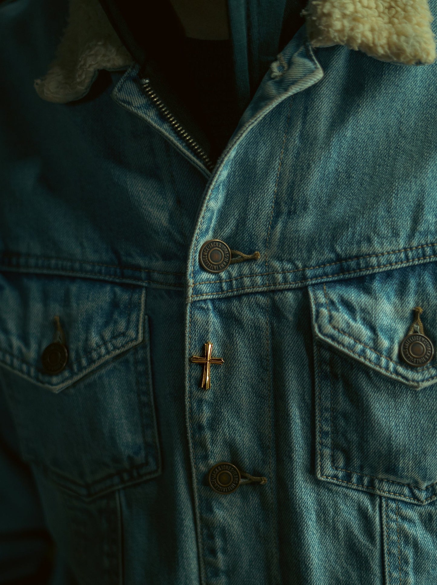 Cross Lapel Pin
