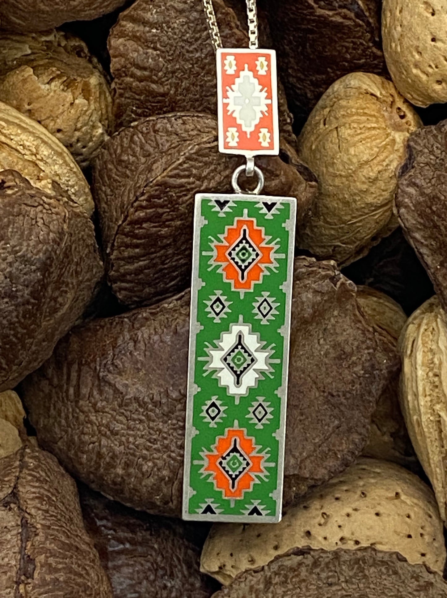 Green Carpet Pattern Necklace