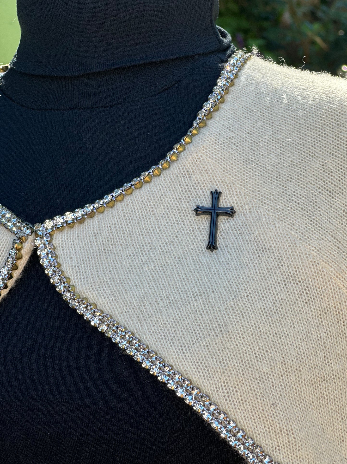 Palonce Cross Lapel Pin