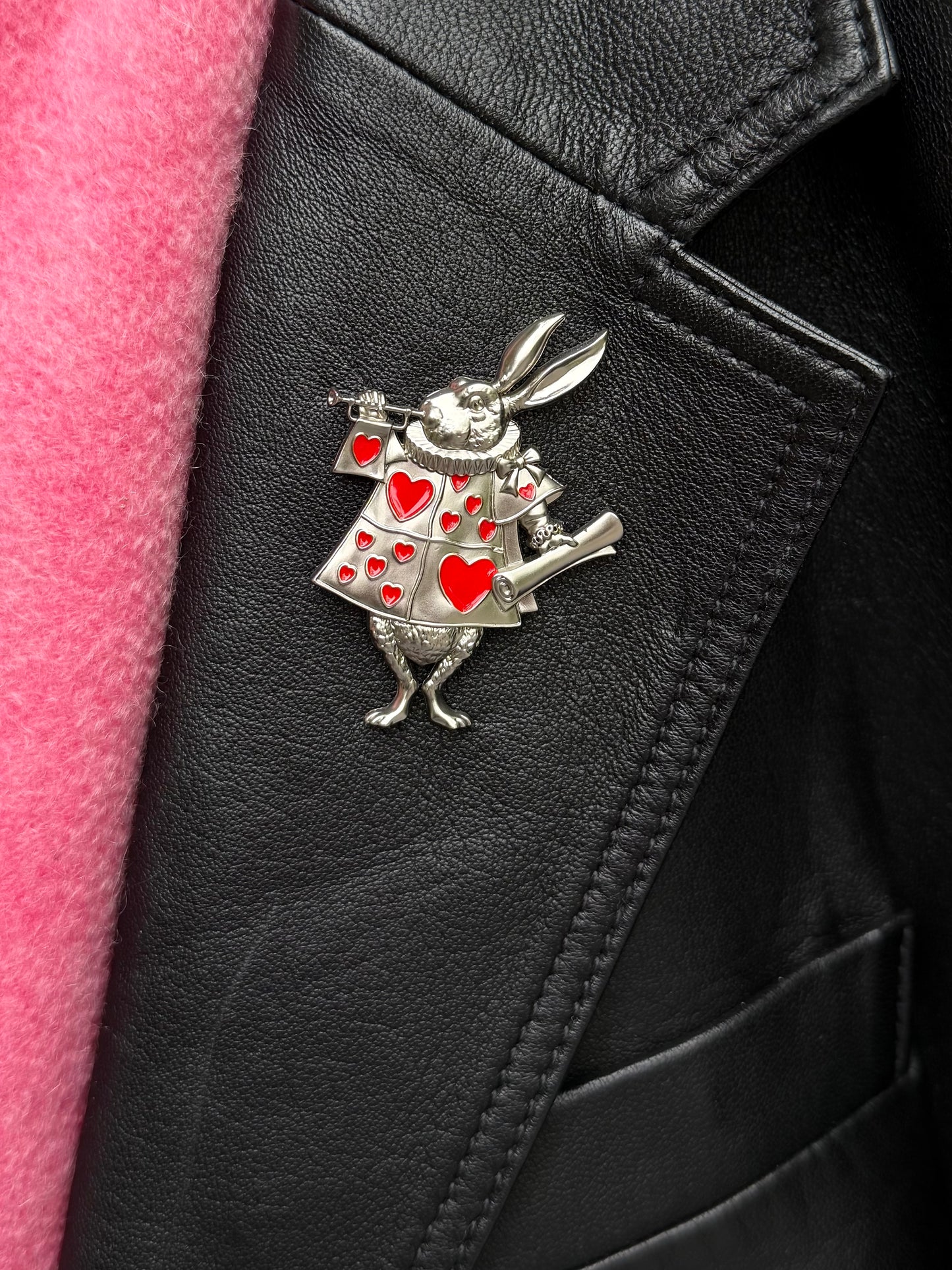 Alice in Wonderland White Rabbit Queen's Massenger